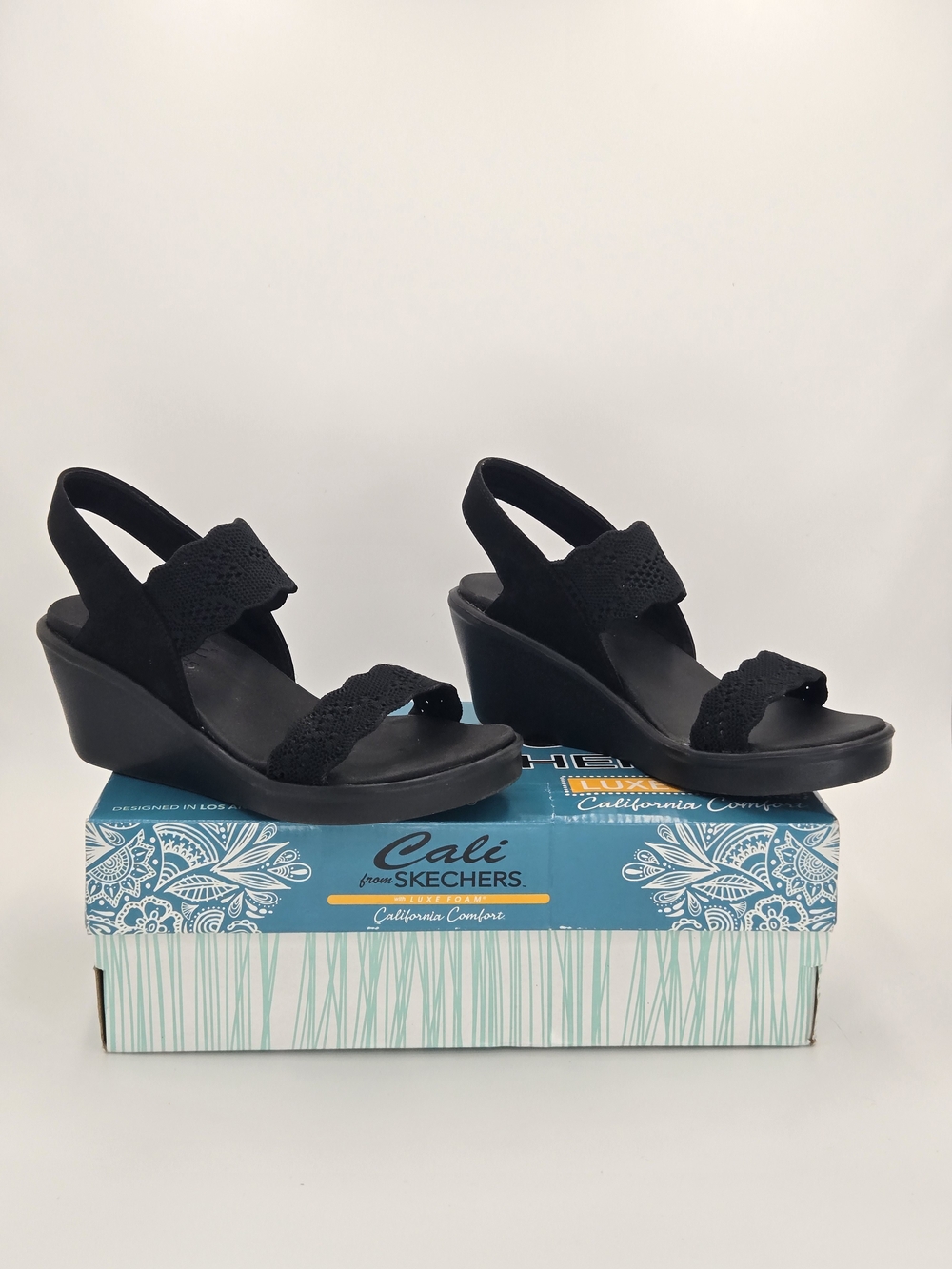 Cali from Skechers Rumble On-New Crush Black Suede Crochet Wedge Sandals Size 8